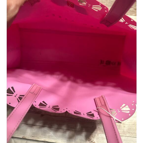 Ted Baker Icon Tote Bag Pink Metallic Bow Detail Coquette Plastic Cut-Out NWT - Picture 8 of 10